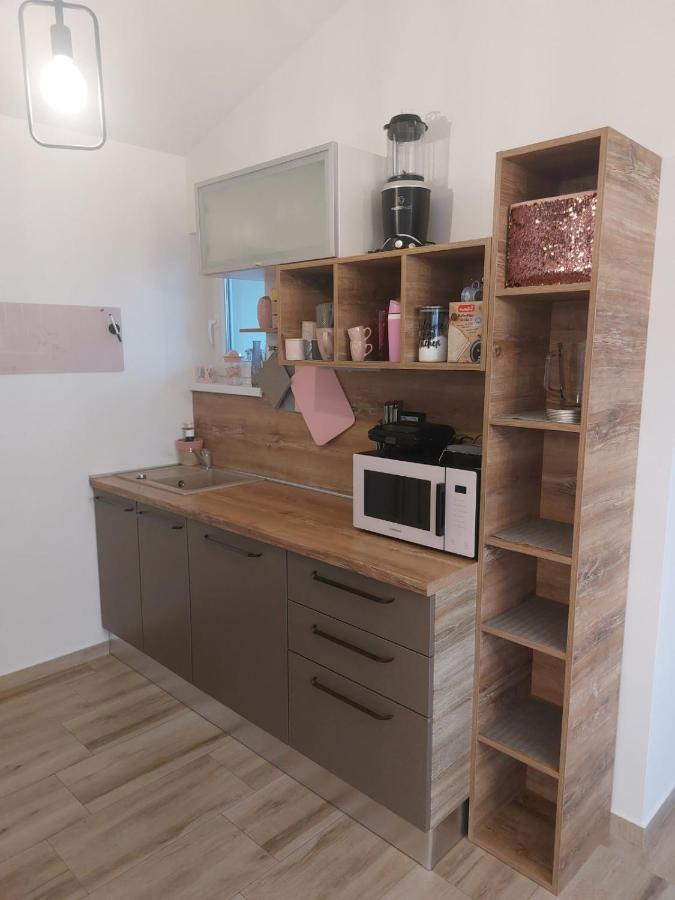 Apartment Mia 2 Banjol Buitenkant foto