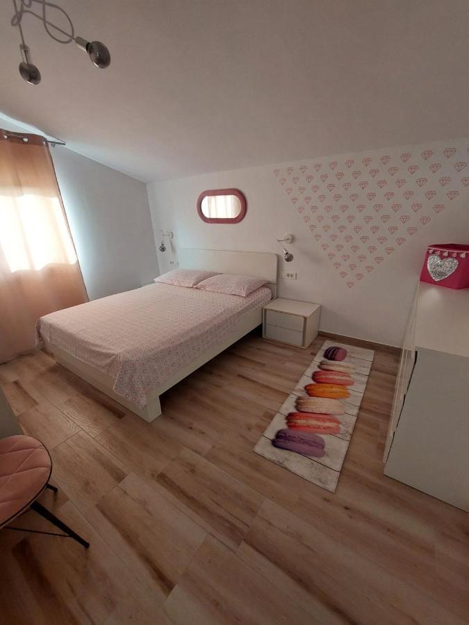 Apartment Mia 2 Banjol Buitenkant foto
