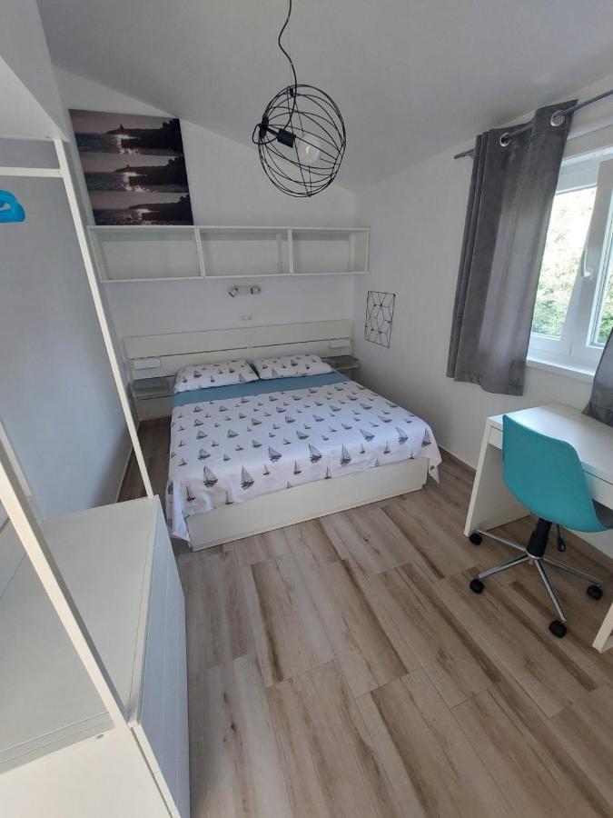 Apartment Mia 2 Banjol Buitenkant foto